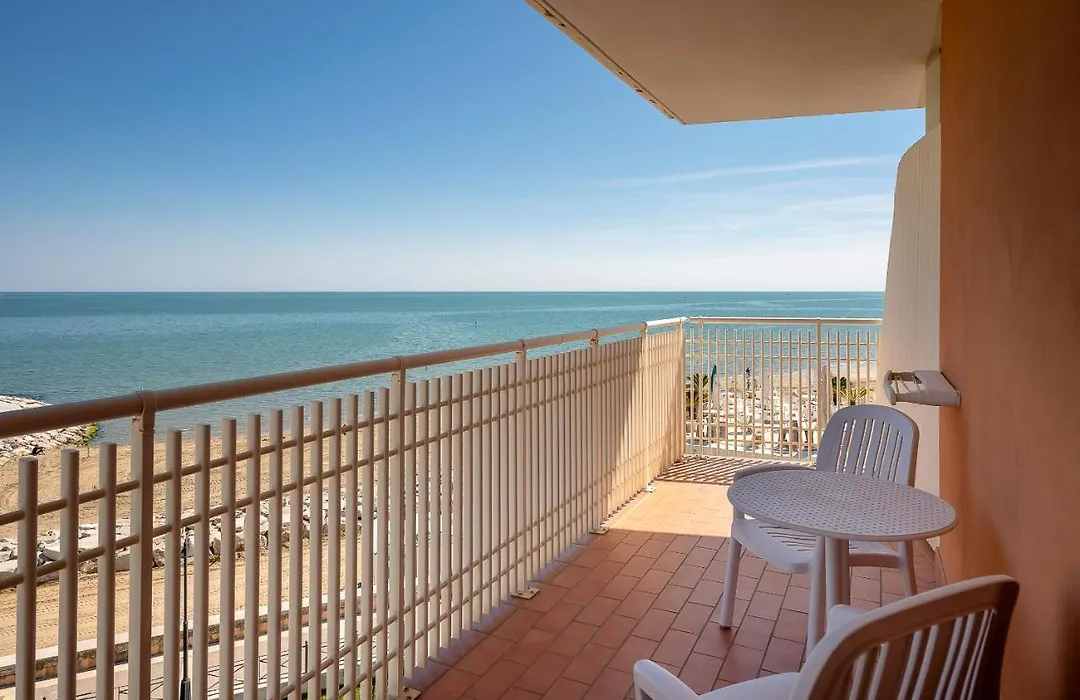 Hotel Adria sul Mare-1